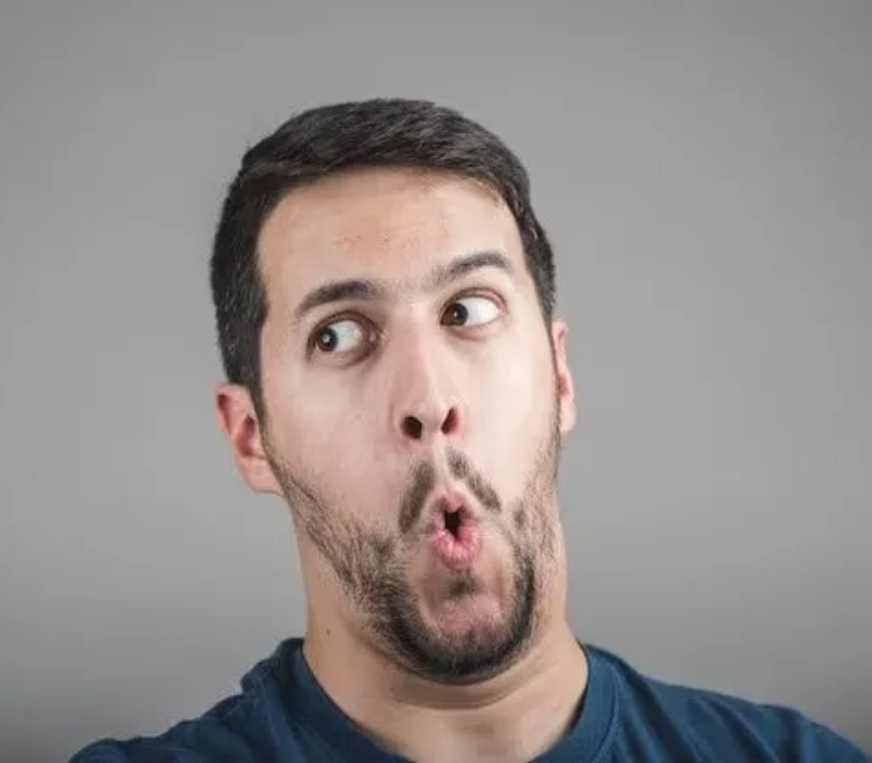 Meme ngạc nhiên bất ngờ