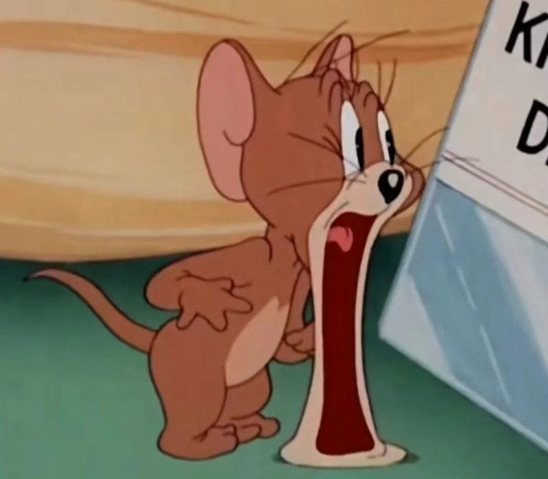 Meme chuột ngạc nhiên