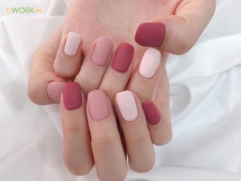 Mẫu nail hồng pastel