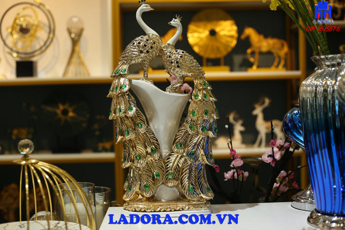 quà tặng mừng tân gia đôi chim công