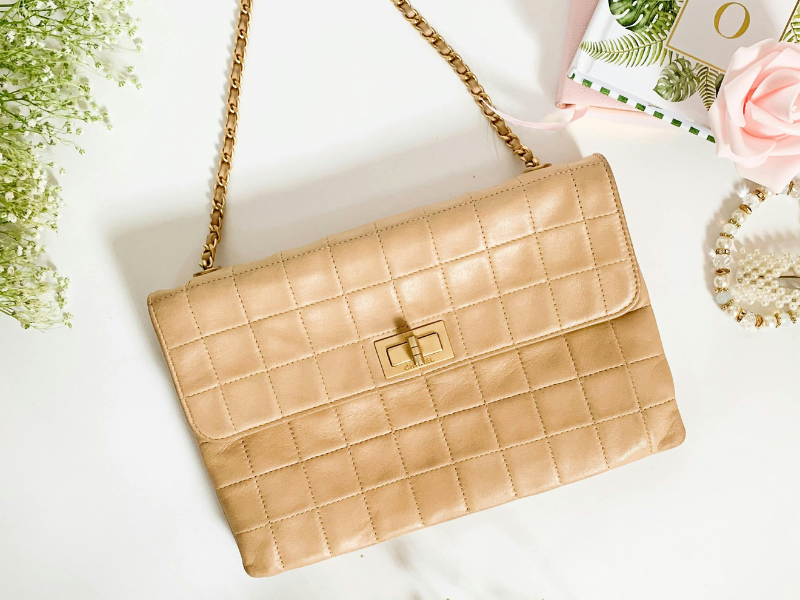 Ví mới, món quà thiết thực cho mẹ trong dịp sinh nhật