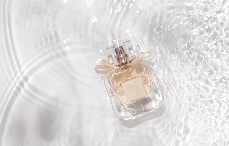 quà tặng sinh nhật mẹ nước hoa thơm quyến rũ.