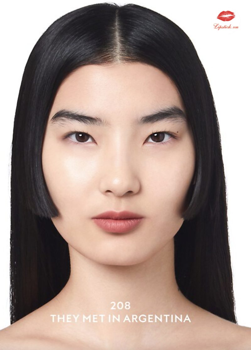 son-gucci-rouge-a-levres-liquid-matte-mau-208-they-met-in-argentina