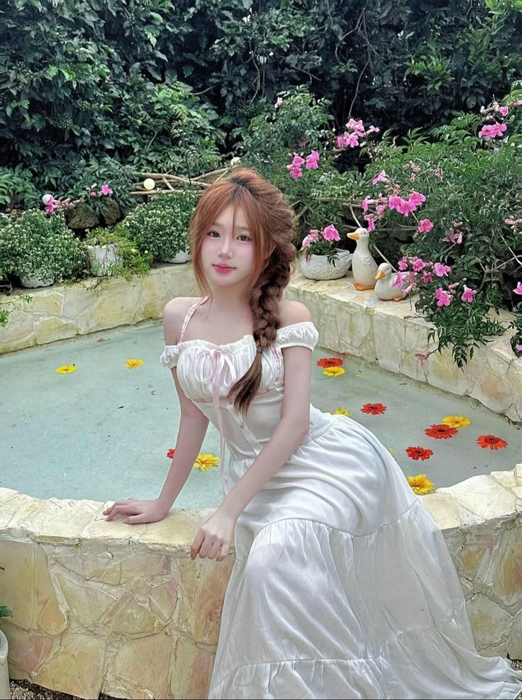 Tạo dáng váy nhẹ nhàng kiểu Hàn Quốc