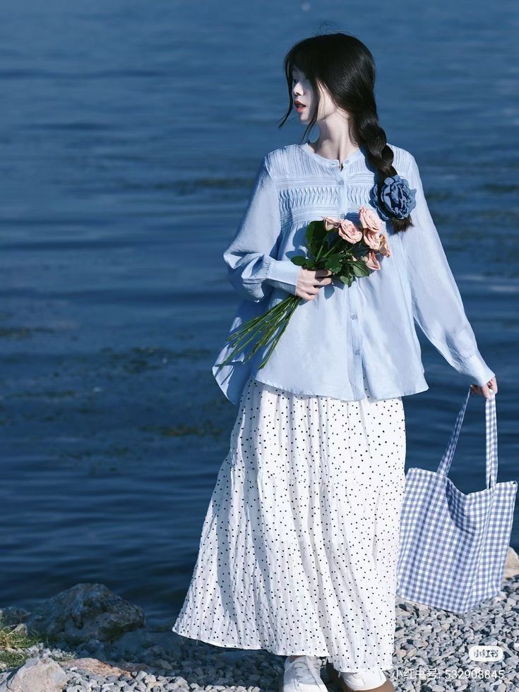 Váy xoè đẹp nhờ cách tạo dáng hợp lý