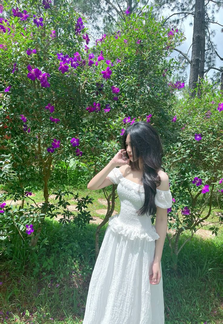 Váy ngắn phối sơ mi đúng style Hàn