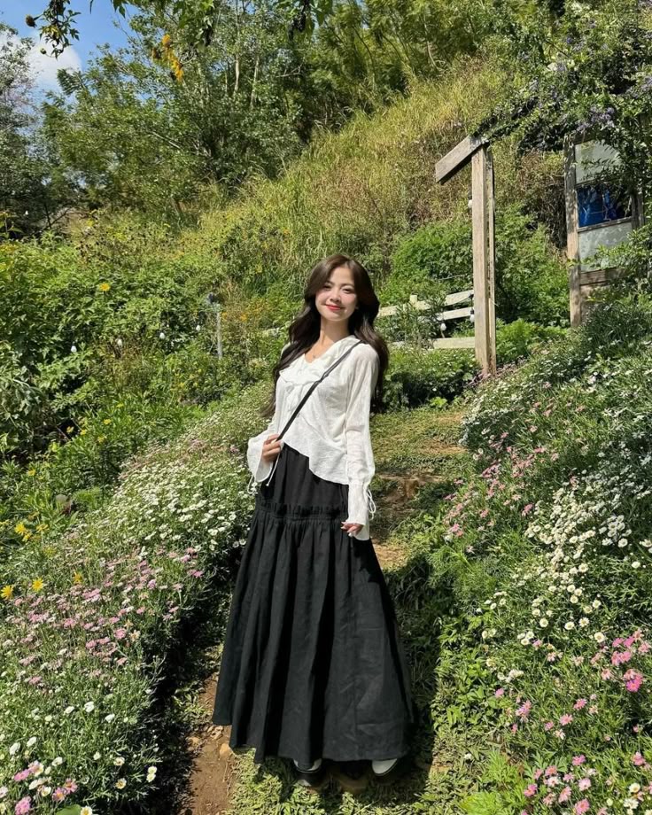 Váy đẹp hơn nếu bạn biết tạo dáng