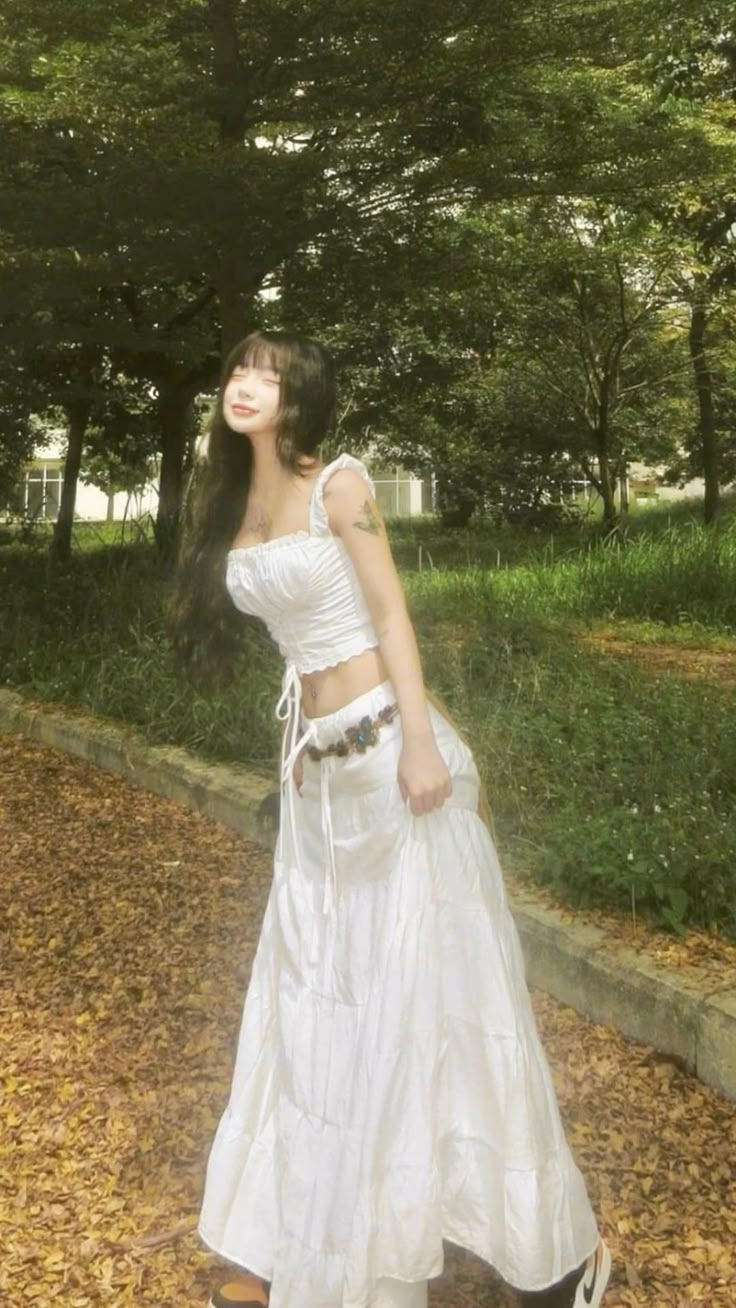 Gợi ý cách tạo dáng nhẹ mà đẹp