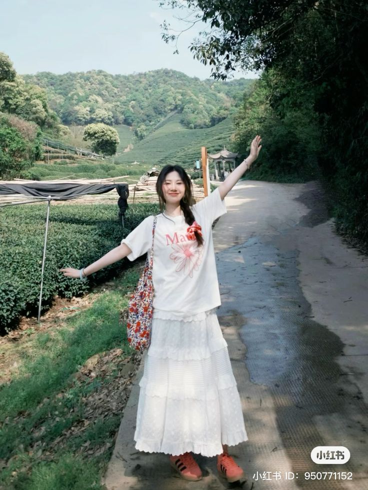 Chụp váy xoè đẹp nhờ biết tạo dáng