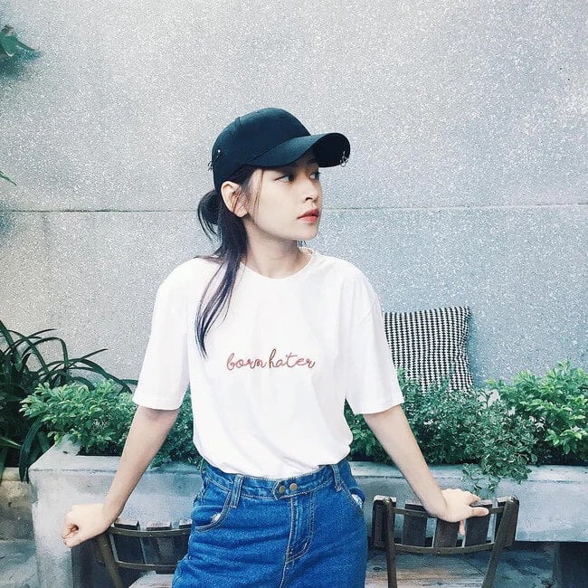 chụp ảnh với mũ lưỡi trai