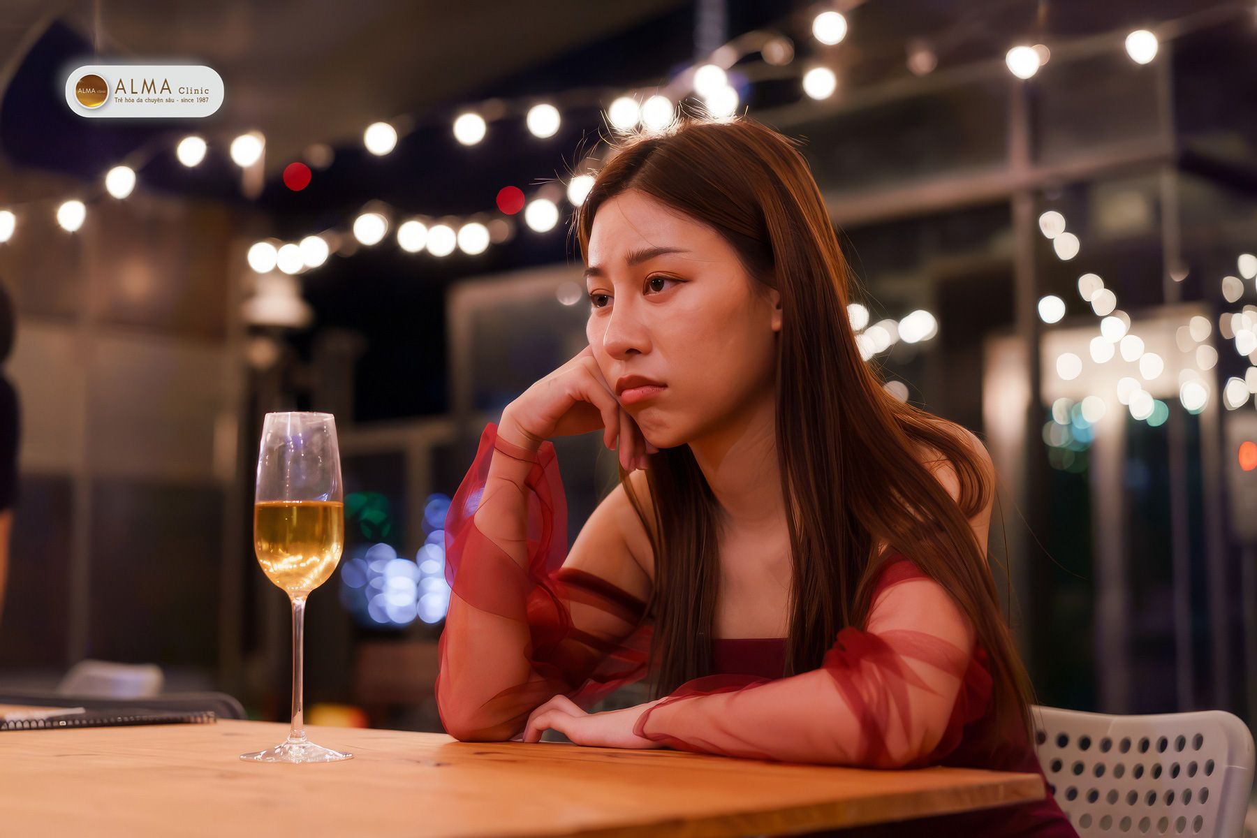 Phòng khám da liễu ALMA CLINIC Ban dang tim cach tri nam cap toc tai nha voi hy vong nhanh chong lay lai lan da sang min