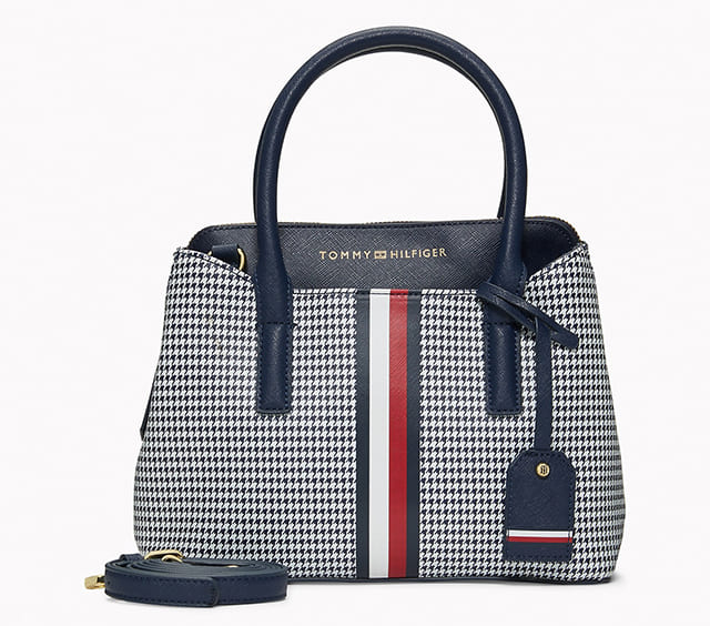 thong tin chi tiet nhat ve thuong hieu tui xach tommy hilfiger.6