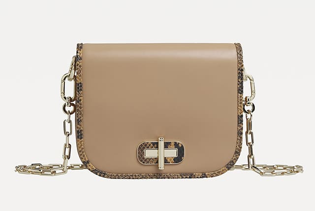 thong tin chi tiet nhat ve thuong hieu tui xach tommy hilfiger.10