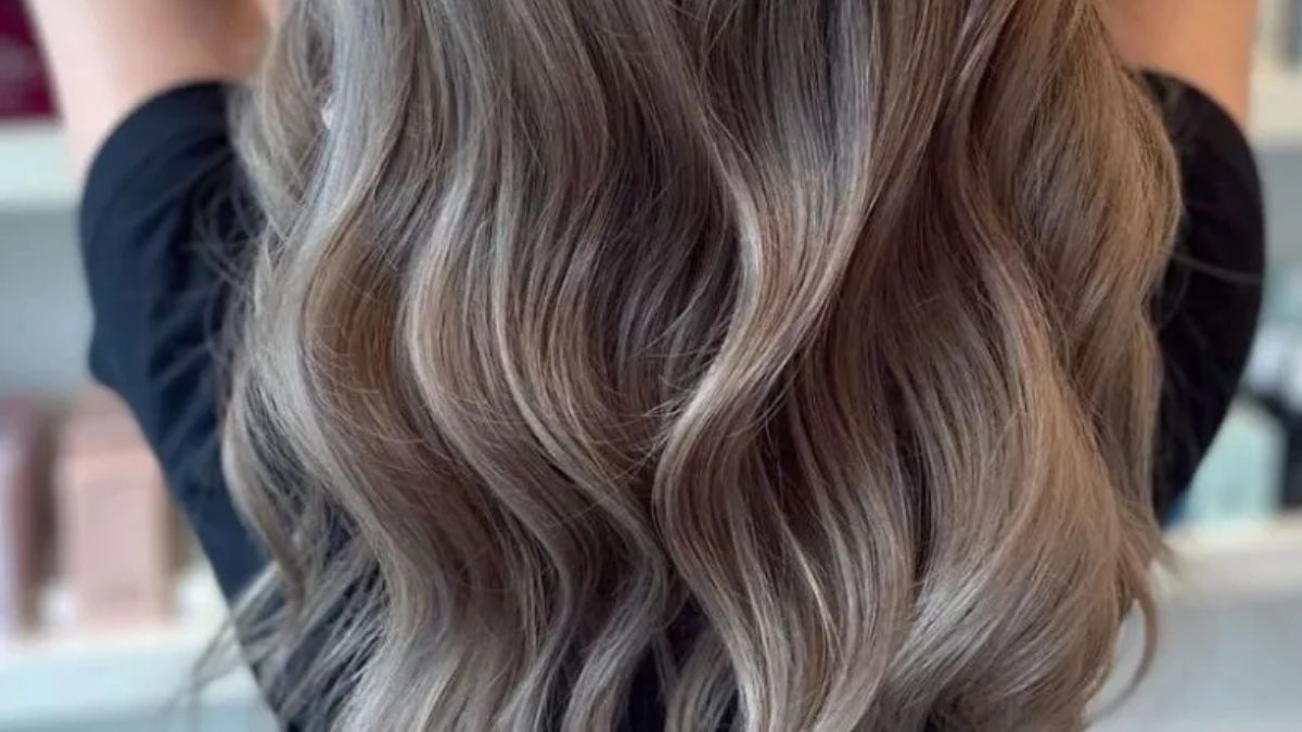 10+ màu tóc nâu xám đẹp, cá tính và thu hút nhất