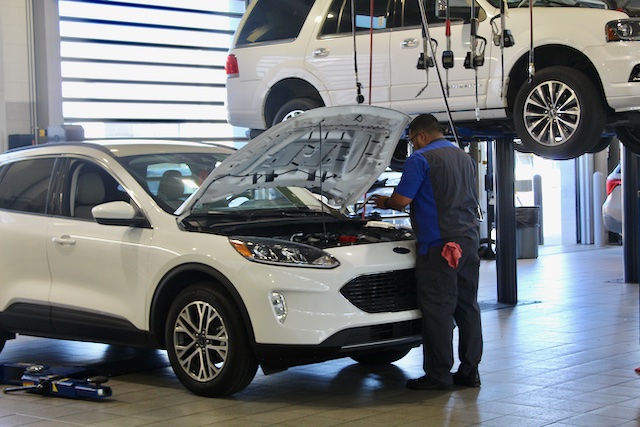 Top 4 Reasons Why You Should Have Your Car Serviced At A Dealership