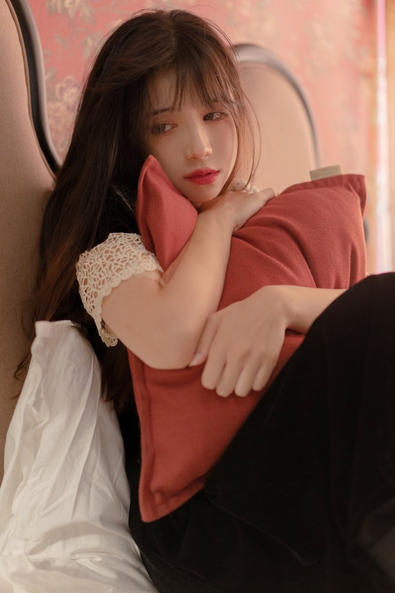 10+ Concept, Cách tạo dáng chụp ảnh thất tình - 37