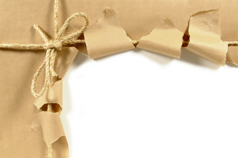 Hộp quà bẫy - quà sinh nhật hài hước tạo niềm vui và tiếng cười sảng khoái.