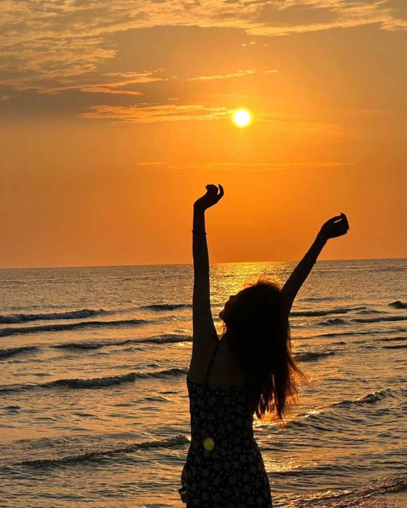 Ảnh chụp sau lưng lãng mạn dành cho các bạn nữ