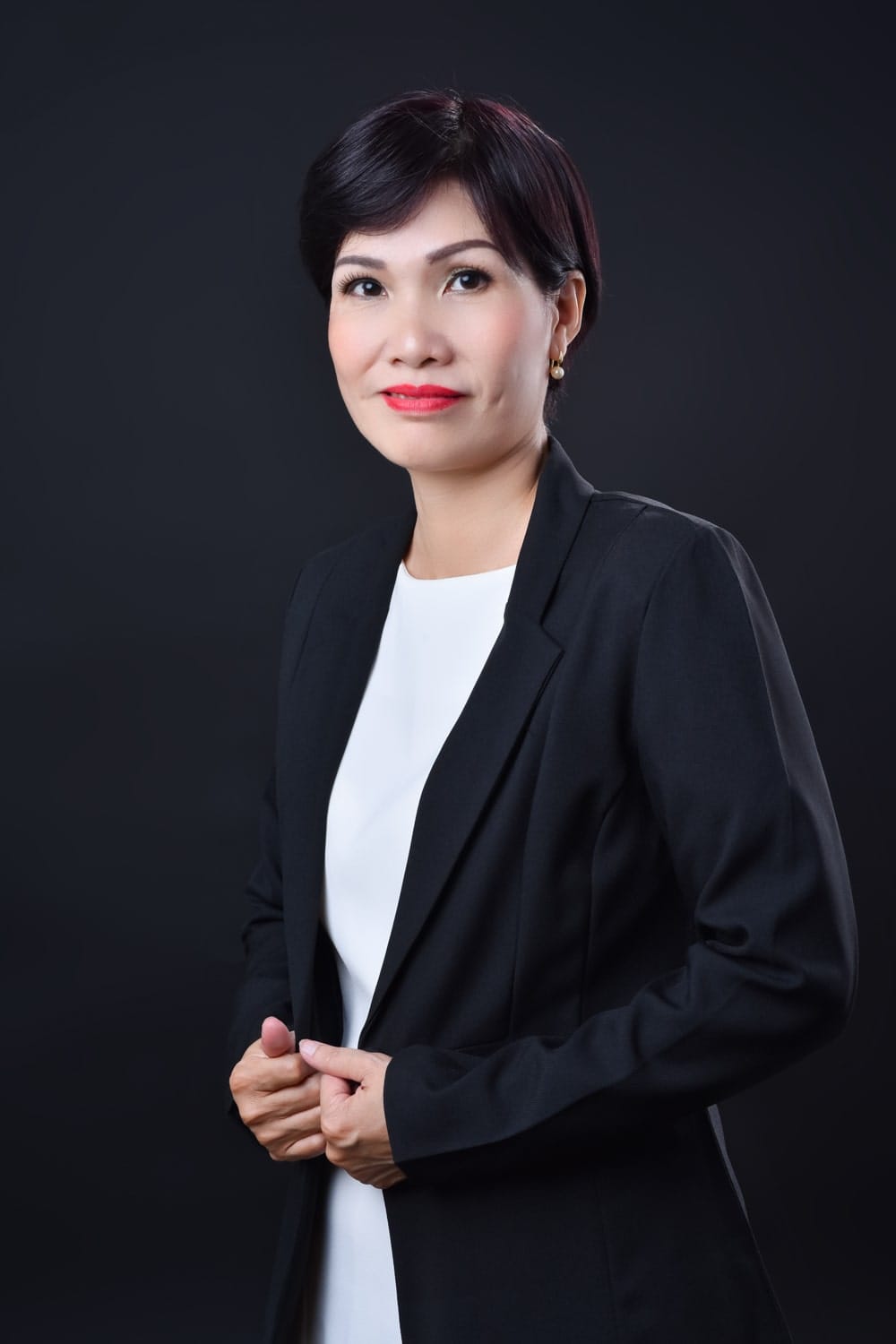 Nhan vien Luat 6 min