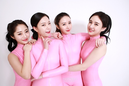 Gái đẹp Hàn Quốc 1000 cô trông như 1 và ám ảnh "đập đi xây lại" - 4