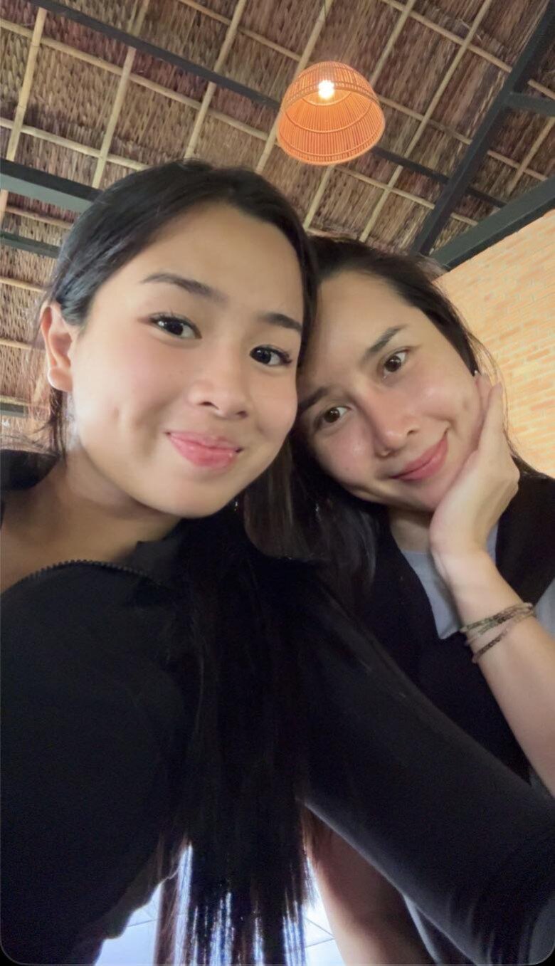 Hồ Hoài Anh khoe ảnh hạnh phúc bên 2 con gái, ái nữ đầu lòng nay xinh đẹp giống mẹ Lưu Hương Giang - 4