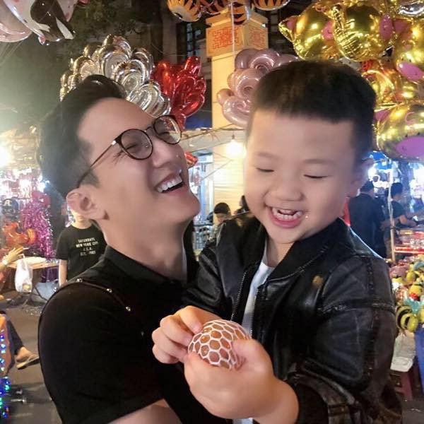 Mỹ nhân Hương vị tình thân khoe ngực trần hình xăm, có liên quan đến con trai một nam DV - 9