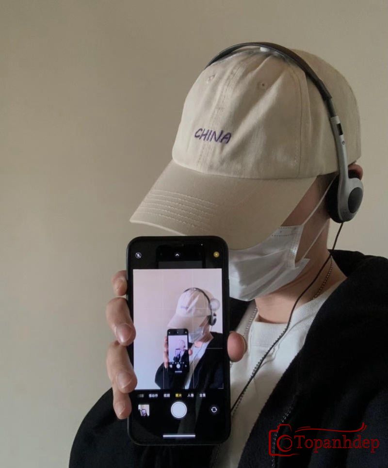 Trai K9 che mặt đẹp bí ẩn