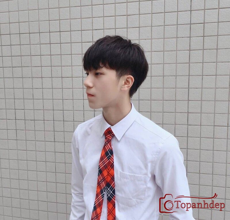 Góc nghiêng trai K9