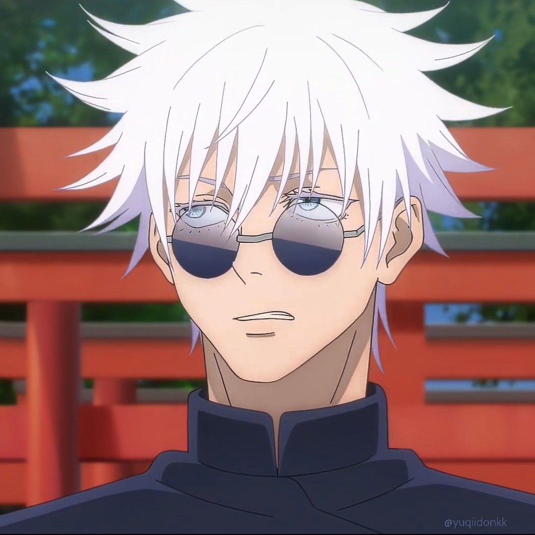 Ngầu từ cằm trở lên, lầy từ mắt trở xuống