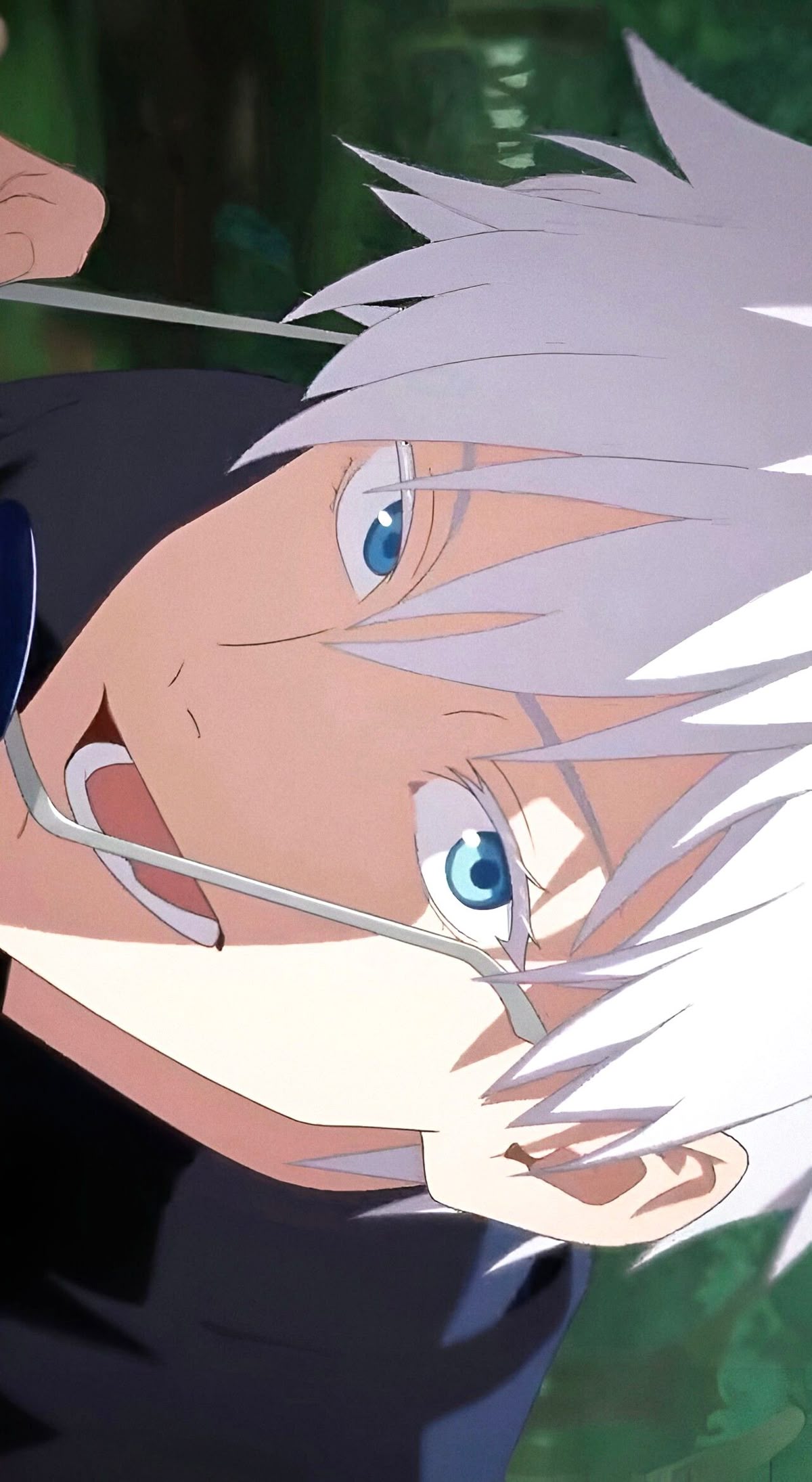 Nửa nụ cười, cả thế giới đảo chiều