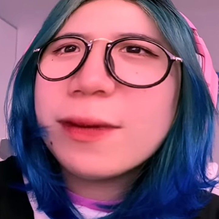 Mèo Simmy là ai mà hành trình càng ngày càng nổi bật