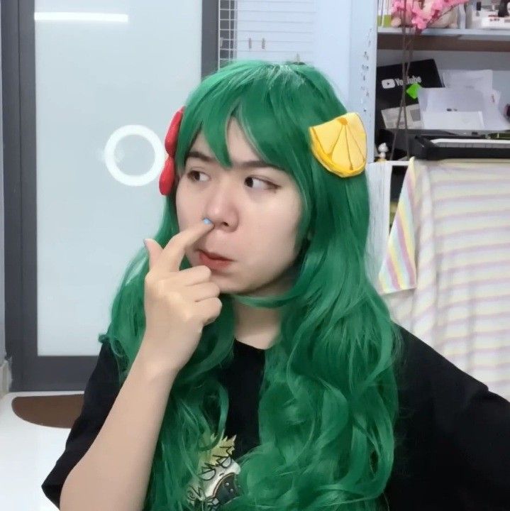 Mèo Simmy là ai mà luôn xuất hiện trong top tìm kiếm