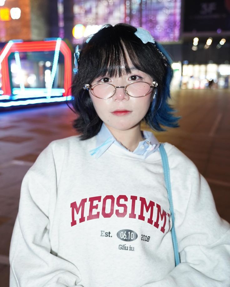 Mèo Simmy là ai mà gắn liền tuổi thơ nhiều bạn trẻ