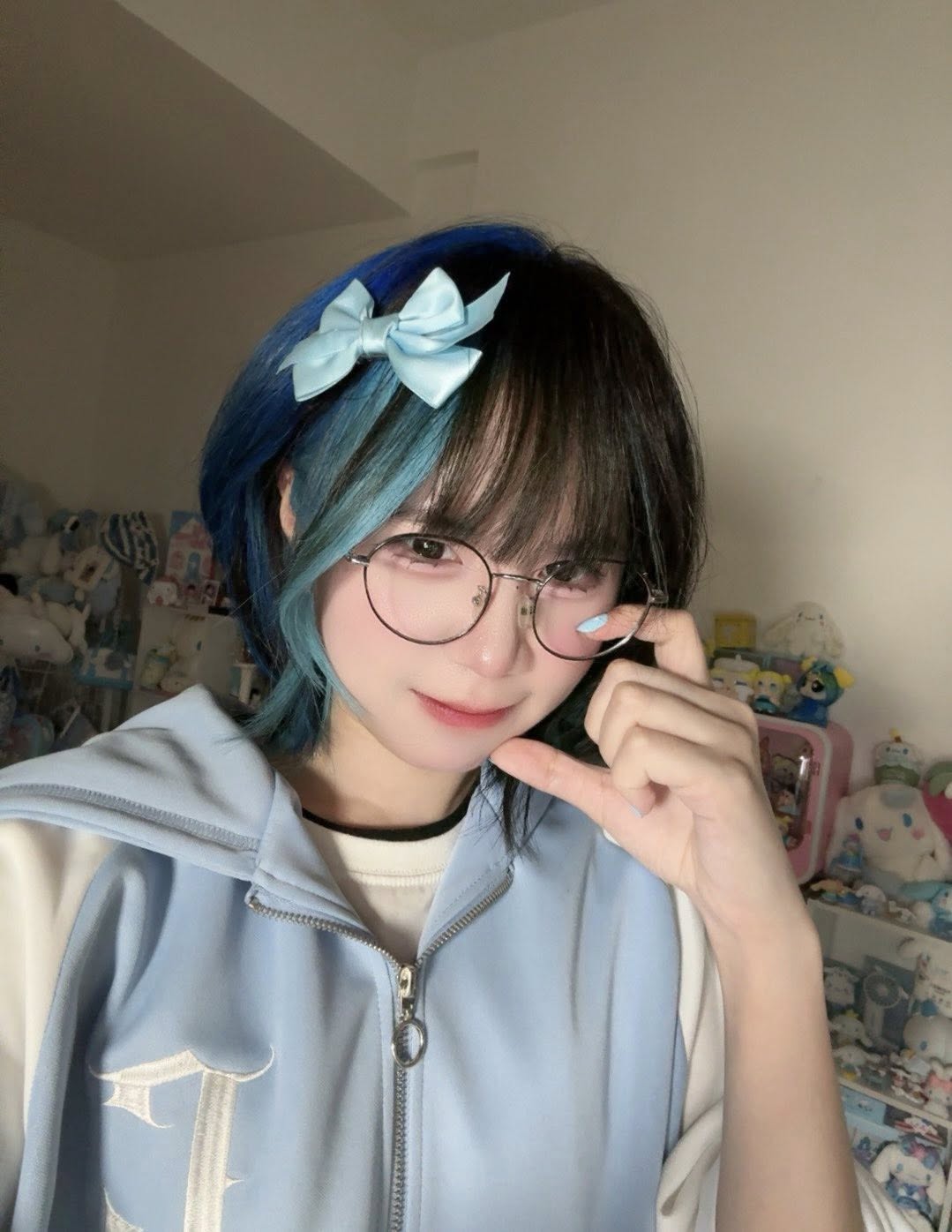 Ảnh Simmy cute tạo nên cảm giác vui vẻ mỗi ngày