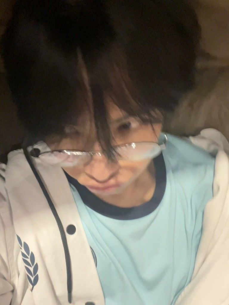 Bộ ảnh trai đẹp K8 lan truyền rộng rãi bởi sự hồn nhiên giản dị đáng yêu