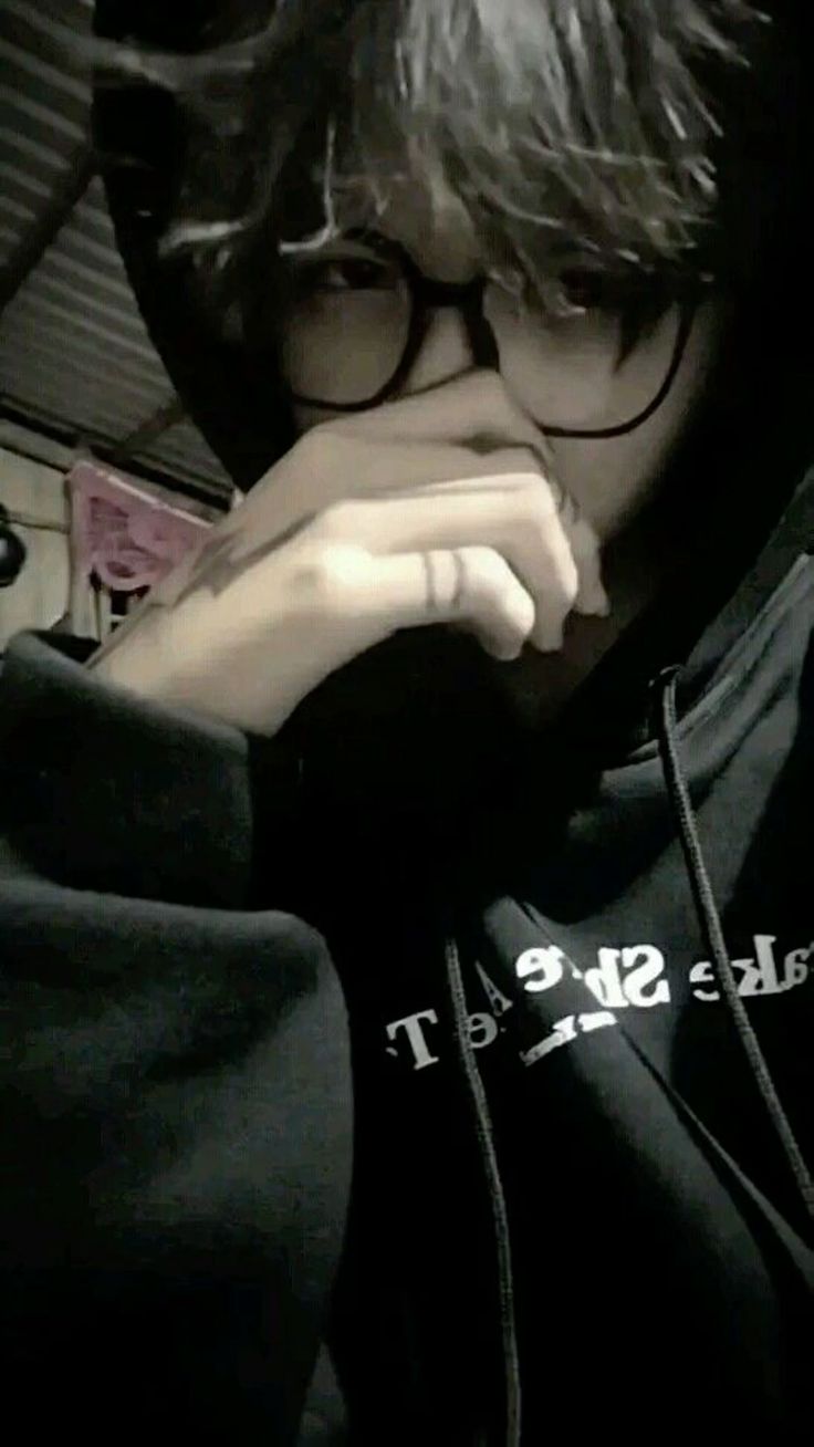 Bộ ảnh trai đẹp K8 mang lại tiếng cười và năng lượng tích cực cho người xem