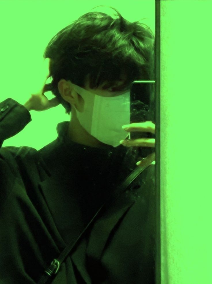 Bộ ảnh trai đẹp K8 thể hiện sức trẻ cùng năng lượng tích cực lan tỏa