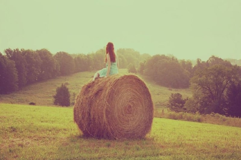 hình nền tâm trạng cho nữ 