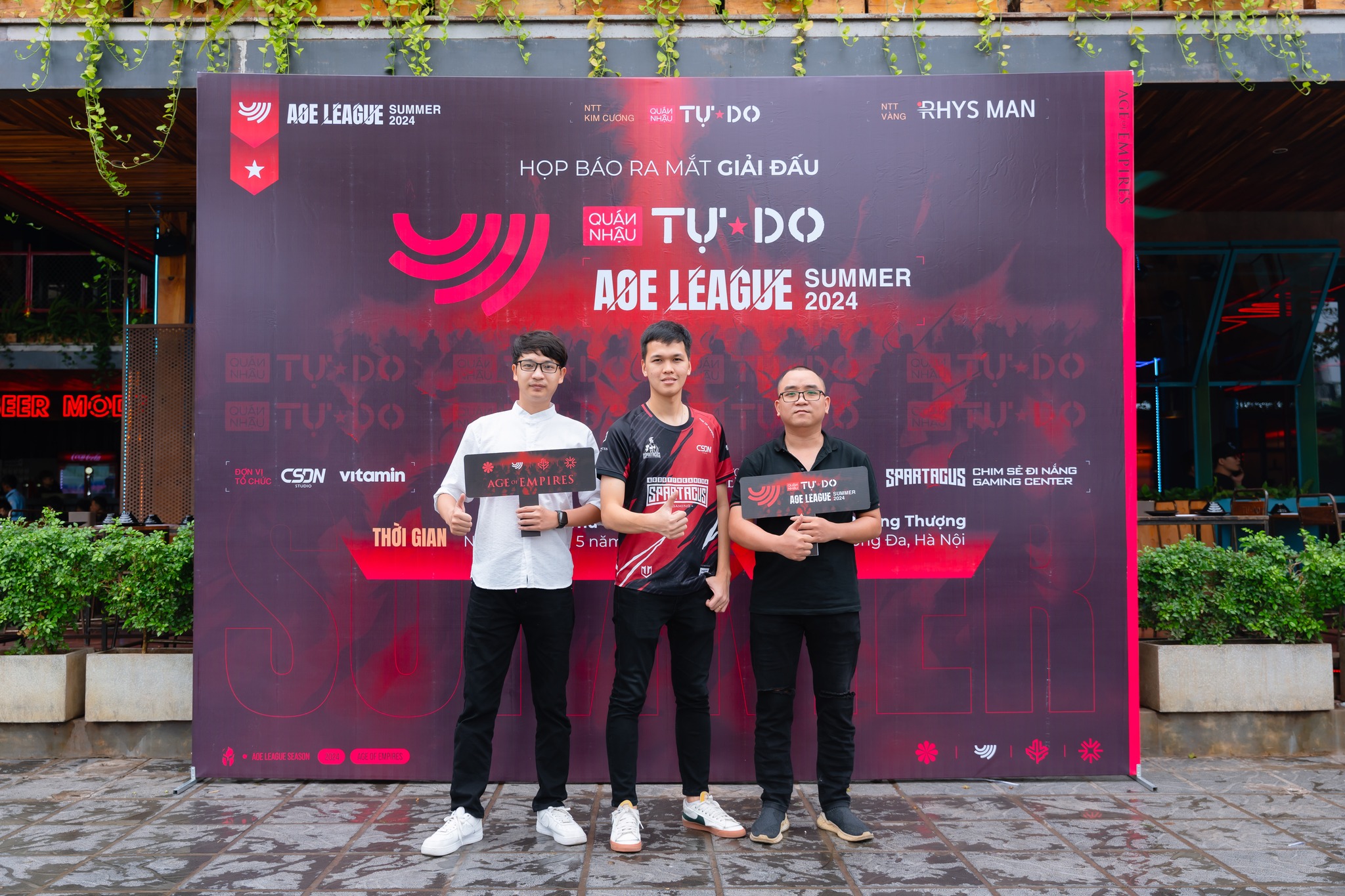 Những Hình ảnh đẹp Tại Lễ Họp Báo Ra Mắt Giải Quán Nhậu Tự Do Aoe League Summer 2024