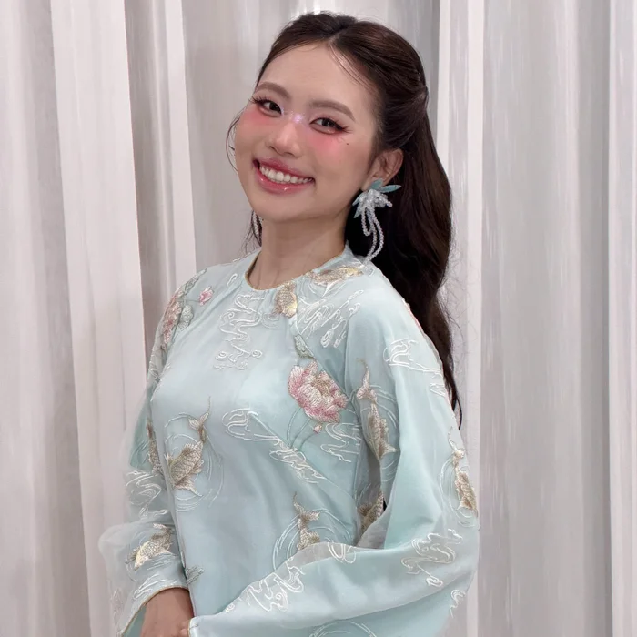 Phương Mỹ Chi ngày càng trưởng thành trong phong cách thời trang (Ảnh: FBNV).