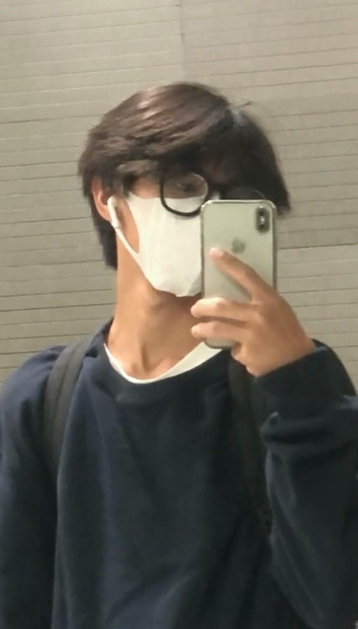 Ảnh trai đẹp 2011 nổi bật bởi nụ cười hiền hậu và thần thái dễ thương