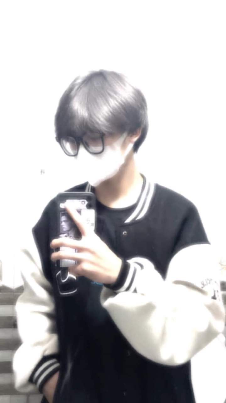 Hình trai đẹp 2k11 khiến cộng đồng mạng bất ngờ vì sự trẻ trung và cá tính