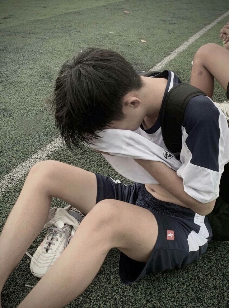 Ảnh trai 2011 đá bóng