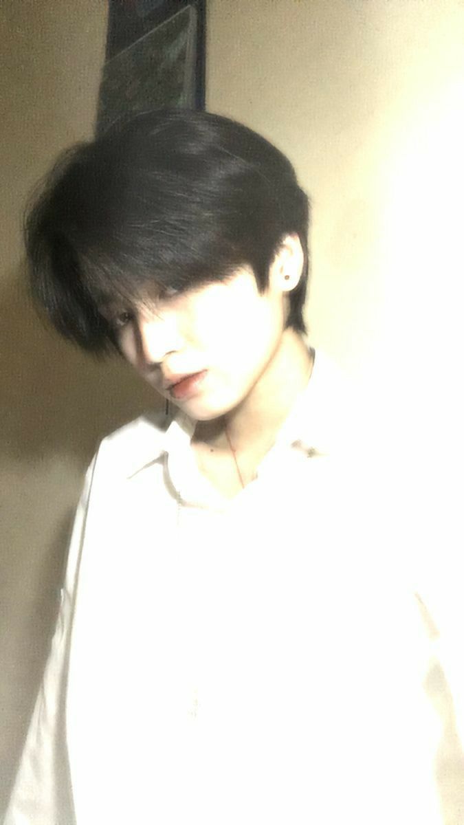 Hình ảnh trai đẹp K11 nổi bật bởi nét tươi mới và phong cách dễ thương