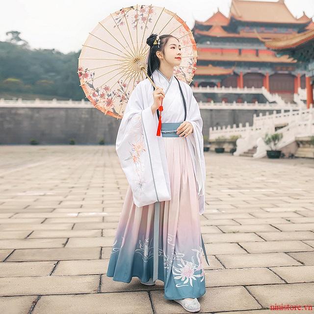do-han-phuc-co-trang-mau-thiet-ke-dep-an-tuong