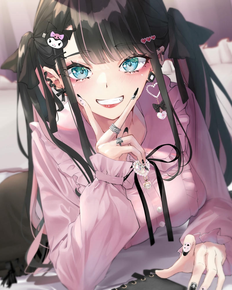 Ảnh kuromi anime cô gái mặc áo hoodie hồng dễ thương