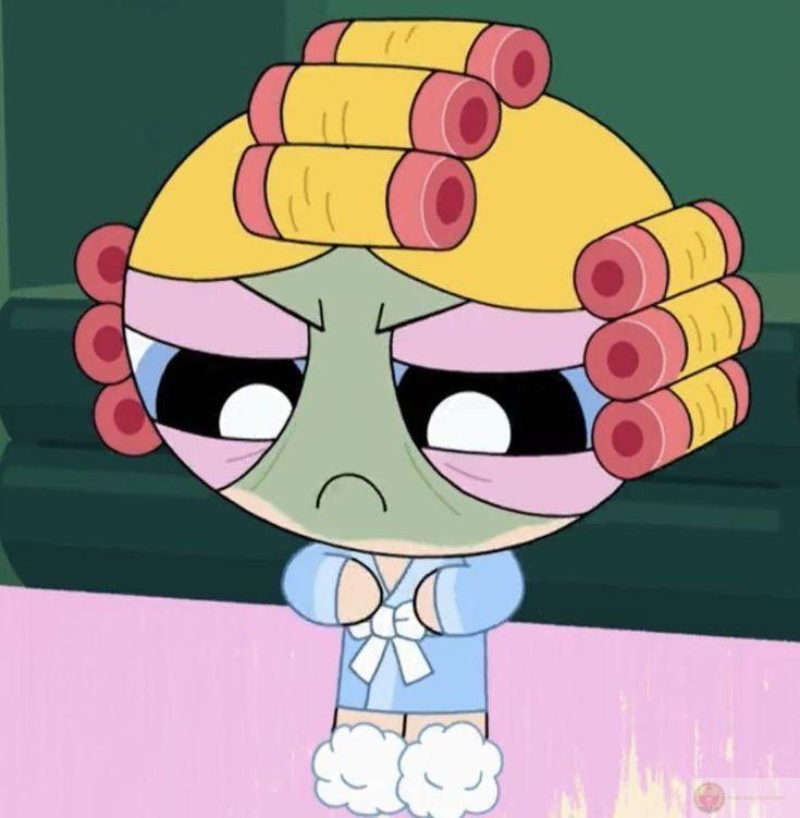 Không cần nói gì, chỉ cần chống nạnh là đủ