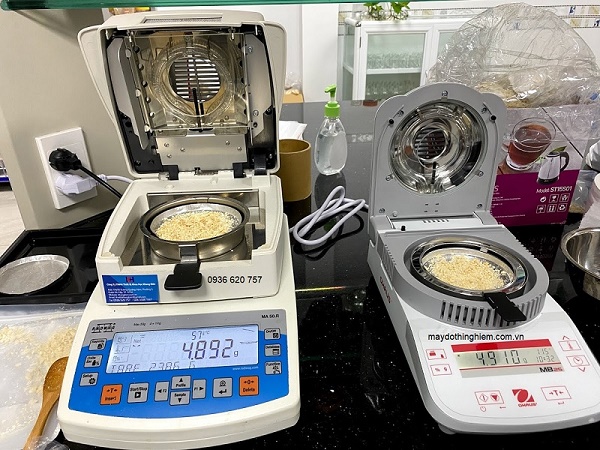 Cân sấy ẩm phân tích độ ẩm và sấy mẫu vật với các mức nhiệt độ khác nhau