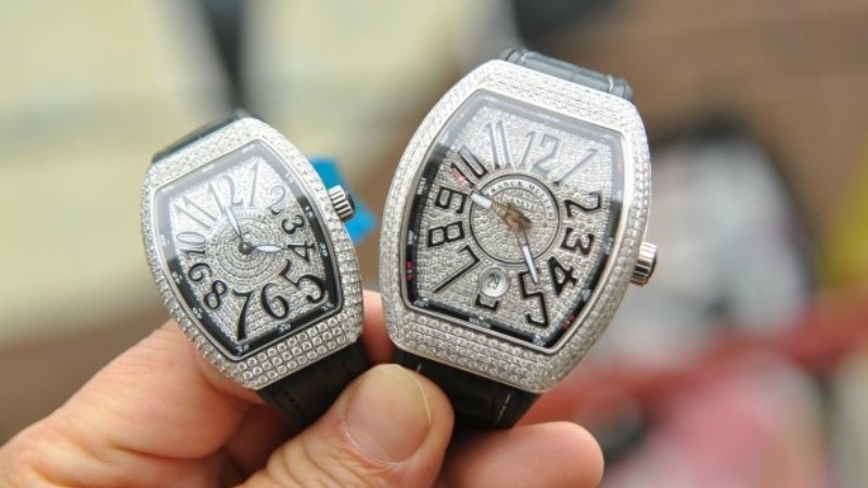 Sử dụng bộ máy bền bỉ giúp đồng hồ Franck Muller được nâng cao chất lượng, hạn chế sự sai số