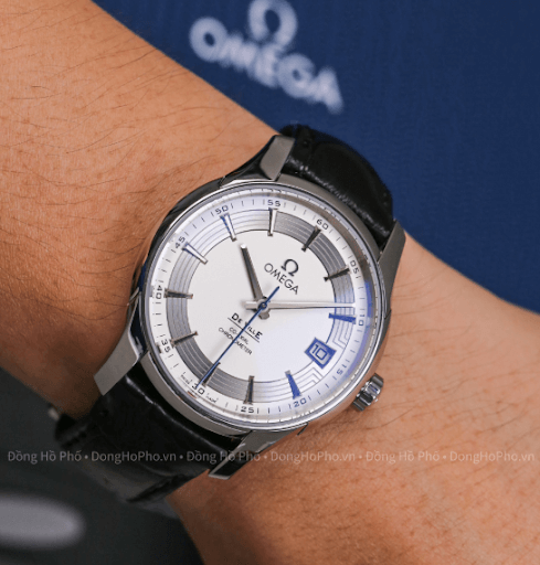 Omega De Ville Hour Vision